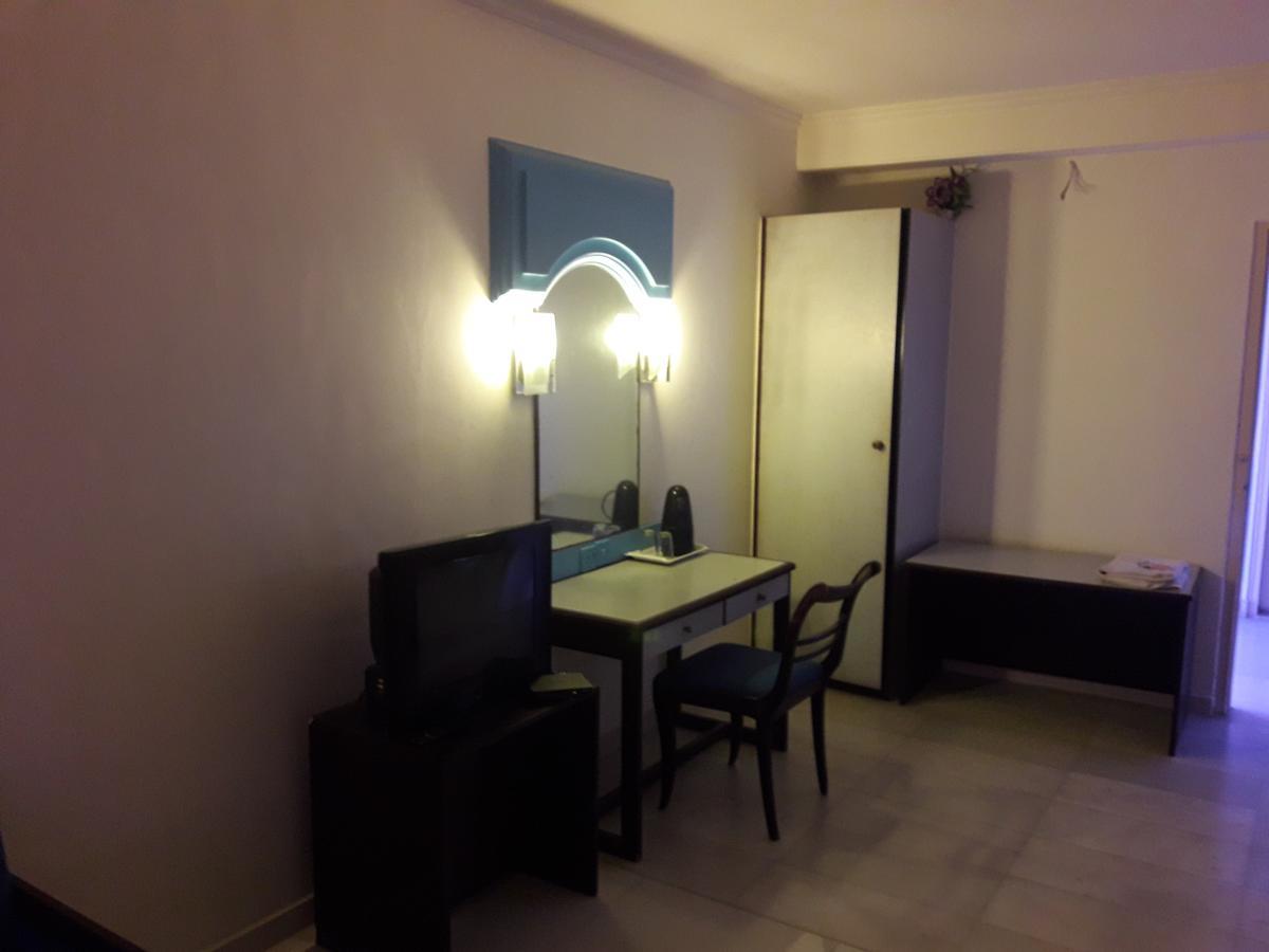 Hotel Bluehill بهافا نجر المظهر الخارجي الصورة